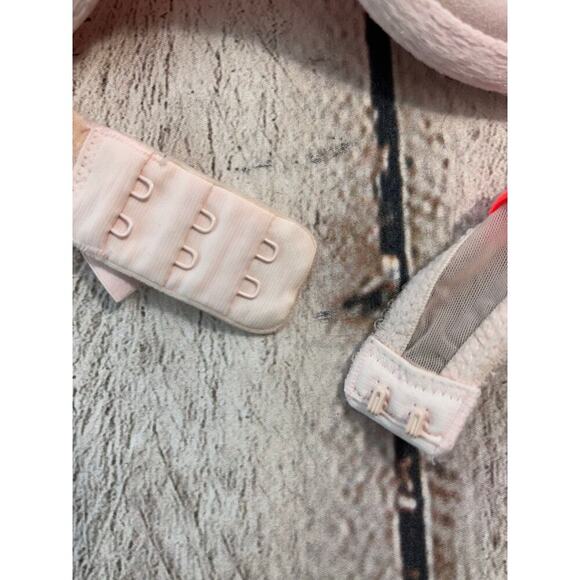 VICTORIA’S SECRET Women’s Very Sexy Polka Dot Push Up Bra / Size: 32B - Picture 6 of 8